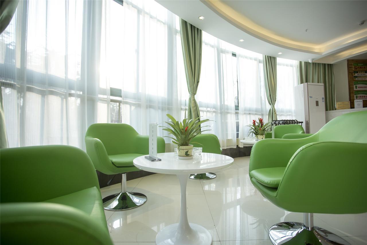 Vatica Shanghai Pudong Airport Town Renmintang Road Hotel 외부 사진